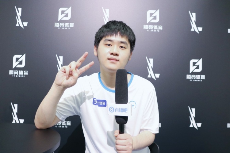 格各不相同 格各不相同