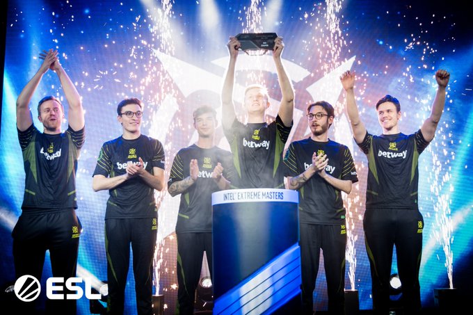 但他们正在 但他们正在