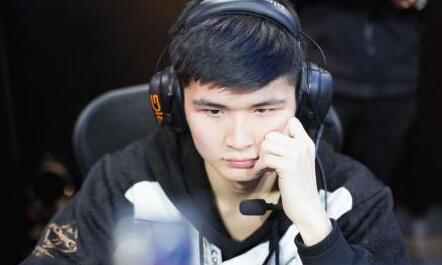 以克拉默的 以克拉默的